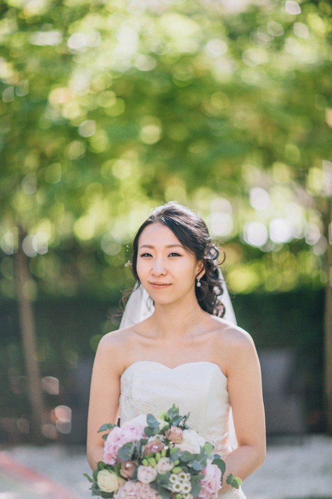 nicholas-lau-nicholau-weddings-london-film-photography-beautiful-pretty-blog-first-wedding-love-cute-white-dress-chinese-asian-portrait-bride-bouquet
