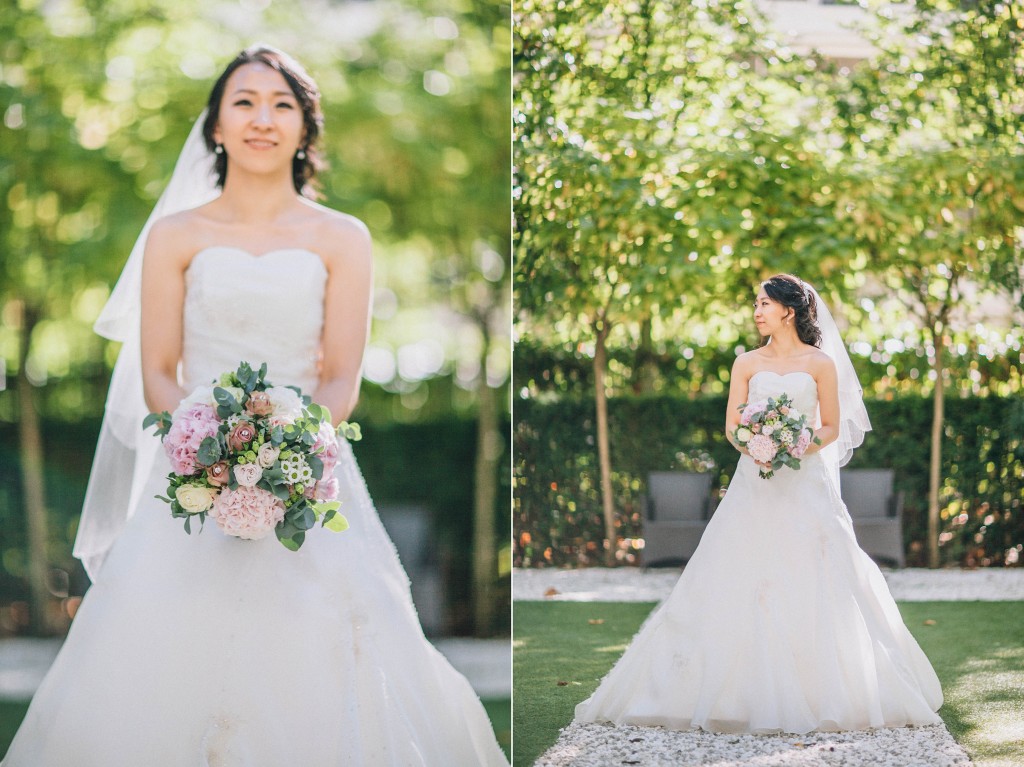 nicholas-lau-nicholau-weddings-london-film-photography-beautiful-pretty-blog-first-wedding-love-cute-white-dress-chinese-asian-toss-the-bouquet-catch-flowers-bride
