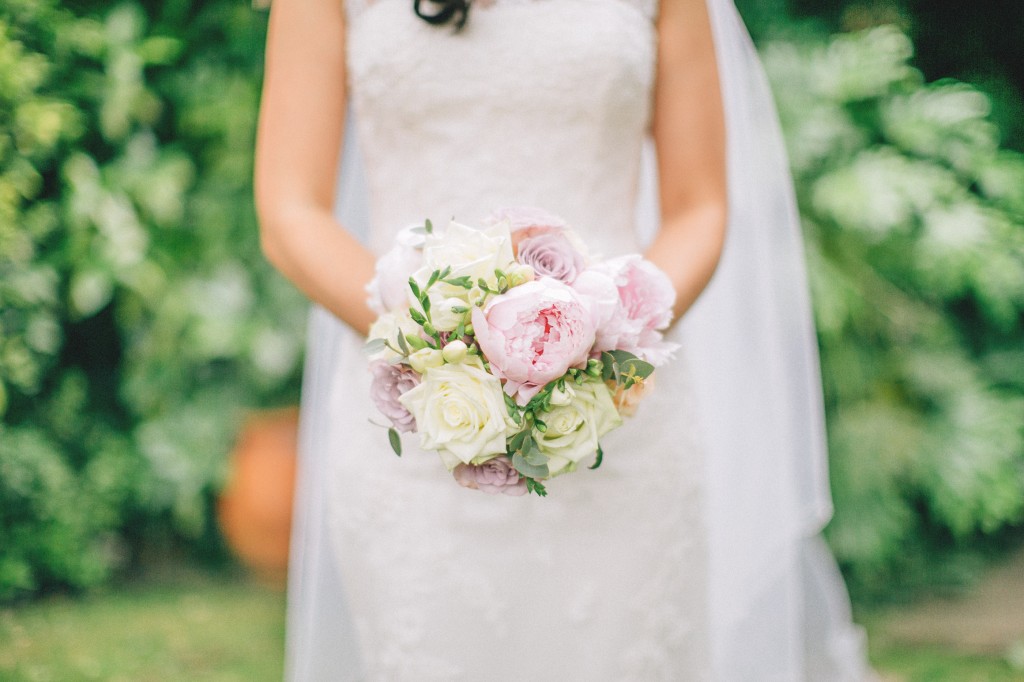 nicholas-lau-nicholau-weddings-london-film-photography-beautiful-pretty-blog-first-wedding-love-cute-white-dress-chinese-asian-indian-interracial-pink-roses-bouquet-2