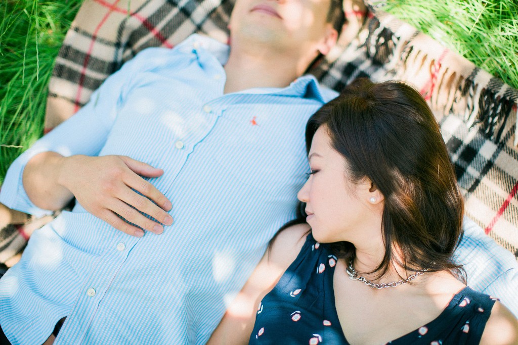nicholas-lau-nicholau-beautiful-film-photography-love-london-engagement-couple-sunlight-summer-chinese-asian-tree-grass-picnic-blanket-sleeping-husband-boyfriend-arm-pillow
