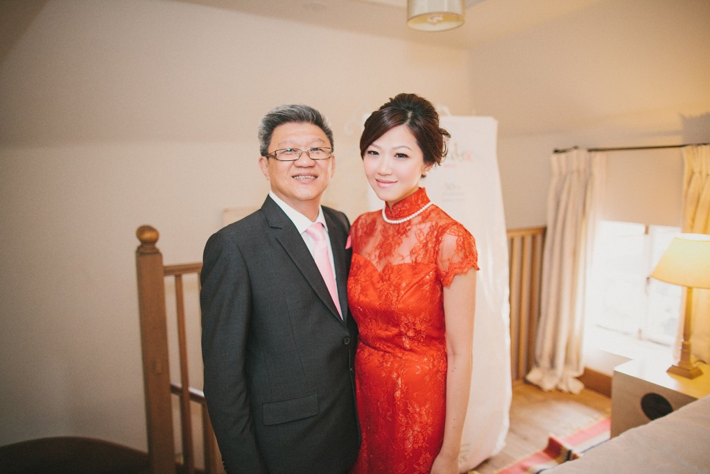 nicholas-lau-nicholau-london-film-fine-art-photography-beautiful-blog-first-wedding-love-cute-white-dress-chinese-asian-Gaynes-park-qipao-father-of-bride-lace-red-family-photo