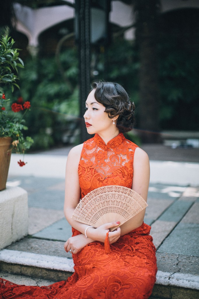 nicholau-nicholas-lau-wedding-fine-art-photography-london-chinese-asian-kensington-roof-top-gardens-red-tea-ceremony-lace-dress-bamboo-fan-cheungsam-red