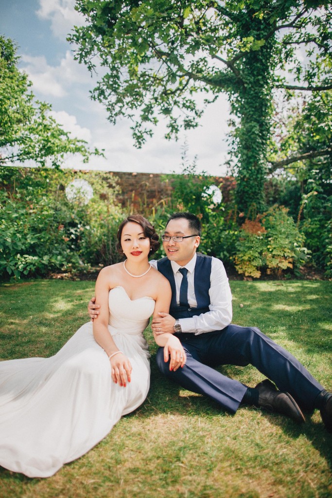 Nicholas-lau-nicholau-wedding-fine-art-film-photography-love-london-uk-chinese-asian-kensington-roof-gardens-grass-dress-bride-groom