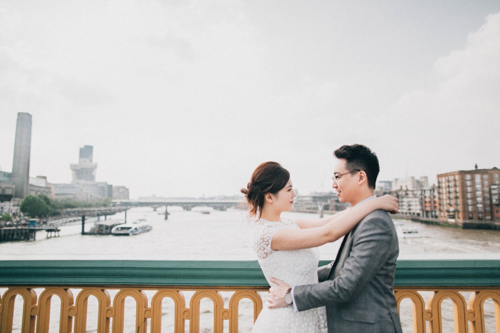 nicholas-lau-nicholau-photo-photography-fine-art-hybrid-engagement-chinese-asian-couple-london-uk-white-dress-grey-suit-bridge-thames-love