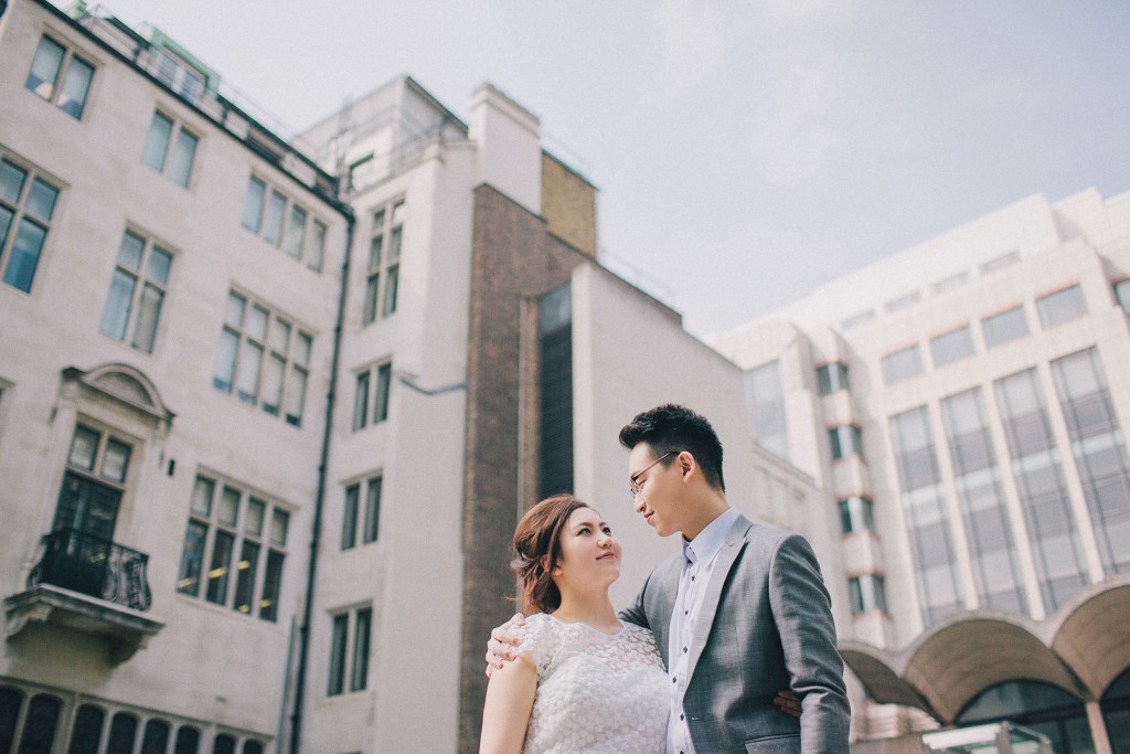 nicholas-lau-nicholau-photo-photography-fine-art-hybrid-engagement-chinese-asian-couple-london-uk-white-dress-grey-suit-looking-into-his-her-eyes