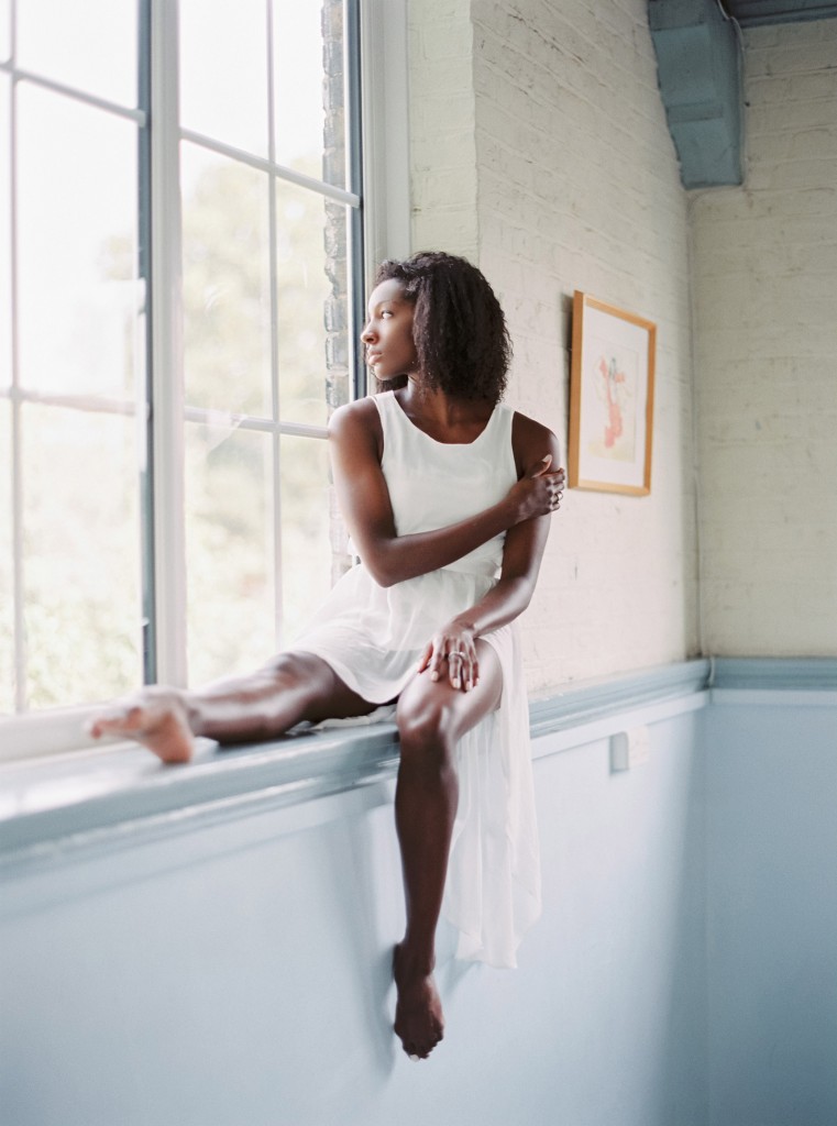nicholas-lau-photo-photography-uk-black-african-american-ballerina-london-royal-ballet-flats-dancer-dancing-contax-645-fuji-400h-eos3-160ns-film-fine-art-looking-forlorn-out-window
