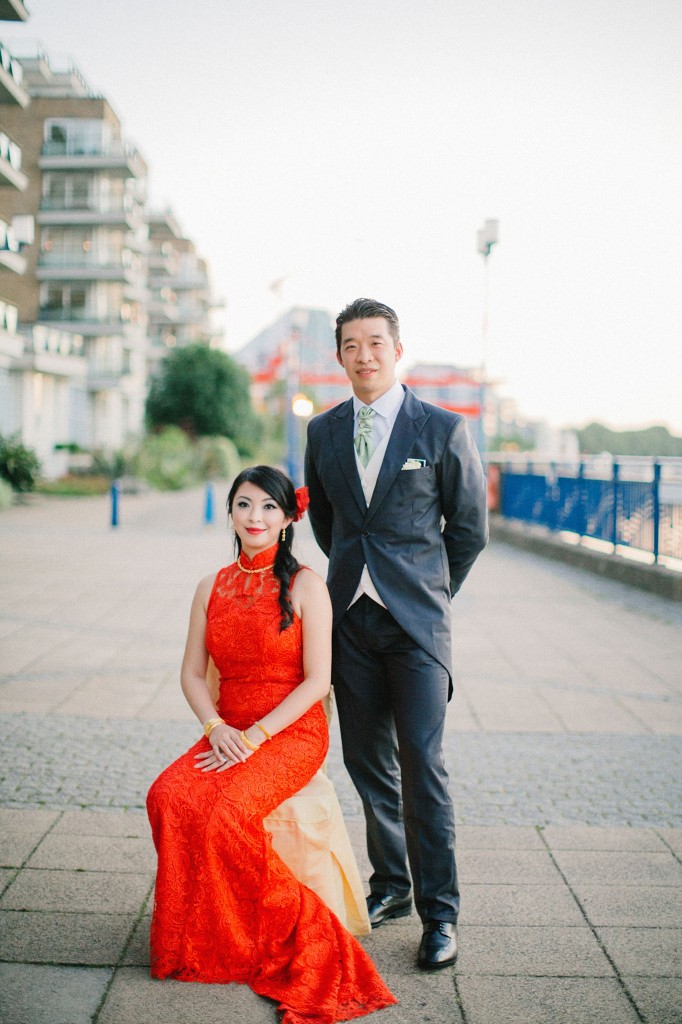 nicholas-lau-photo-photography-wedding-uk-london-asian-chinese-red-qi-pao-bridal-groom-portrait