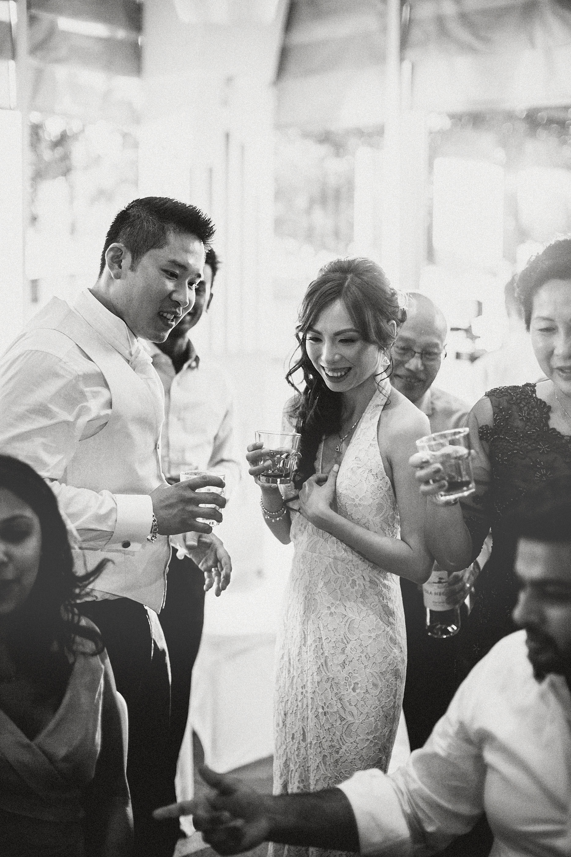 nicholas-lau-photo-photography-fine-art-film-wedding-london-asian-chinese-uk-mulitcultural-ceremony-reception-couple-toasting-guests-china-boulevard