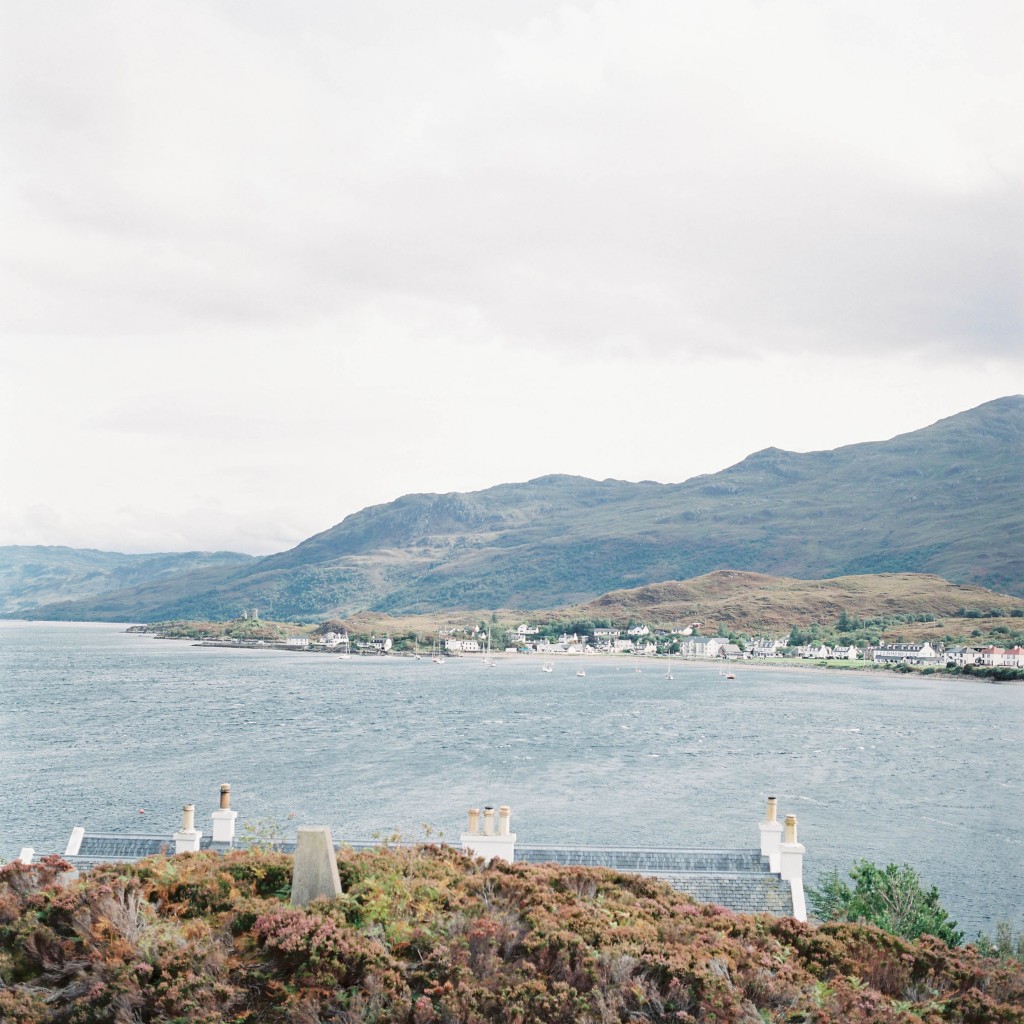 nicholas-lau-photo-photography-scotland-isle-of-skye-wanderlust-film-carmencita-lab-fine-art-harbour-harbor-town-city