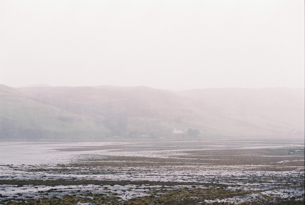 nicholas-lau-photo-photography-scotland-isle-of-skye-wanderlust-film-carmencita-lab-fine-art-marsh-moor-seaweed-portree