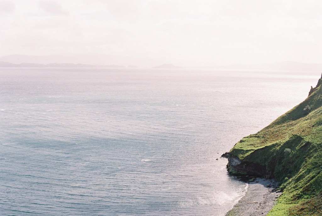 nicholas-lau-photo-photography-scotland-isle-of-skye-wanderlust-film-carmencita-lab-fine-art-ocean-cliffs-sea-side