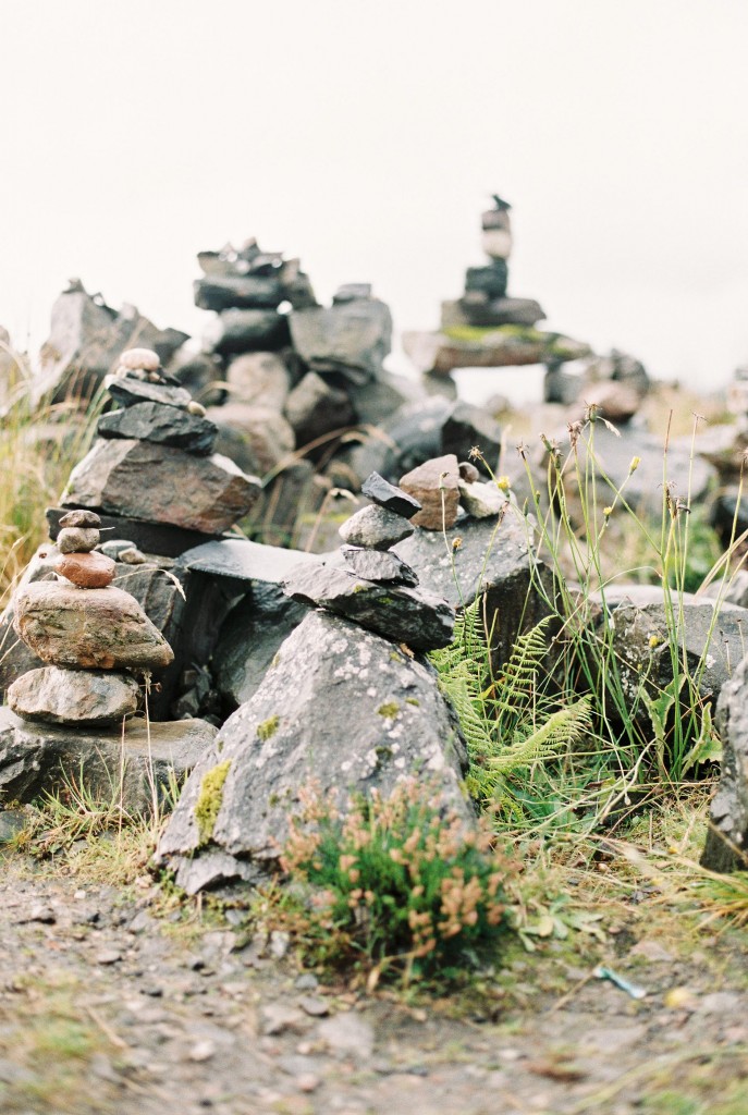 nicholas-lau-photo-photography-scotland-isle-of-skye-wanderlust-film-carmencita-lab-fine-art-travelers-stone-towers-piles-1